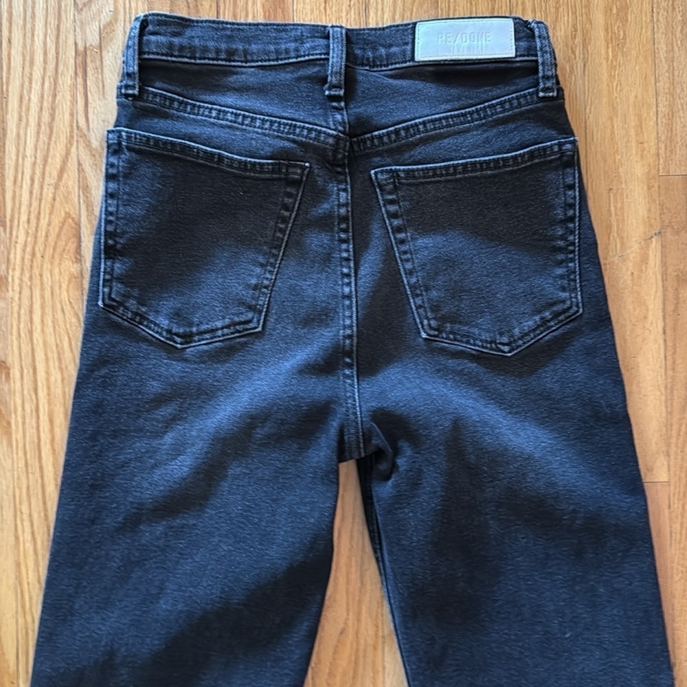 Re/Done sz 26 button fly Black Denim Jeans raw edge great pre owned condition - Picture 6 of 7